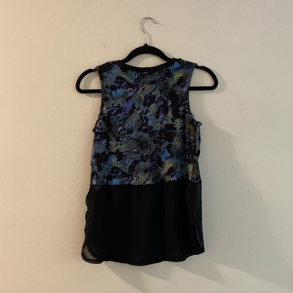 Silence & Noise - Patterned tank top - Picture 2 of 4